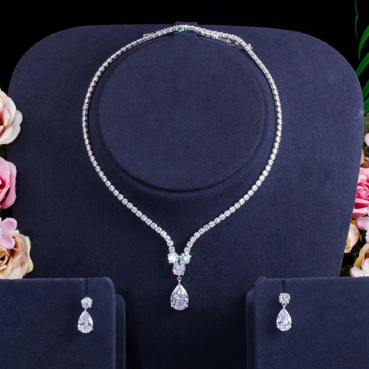 Rosée Waterdrop Crystal Pendant Set