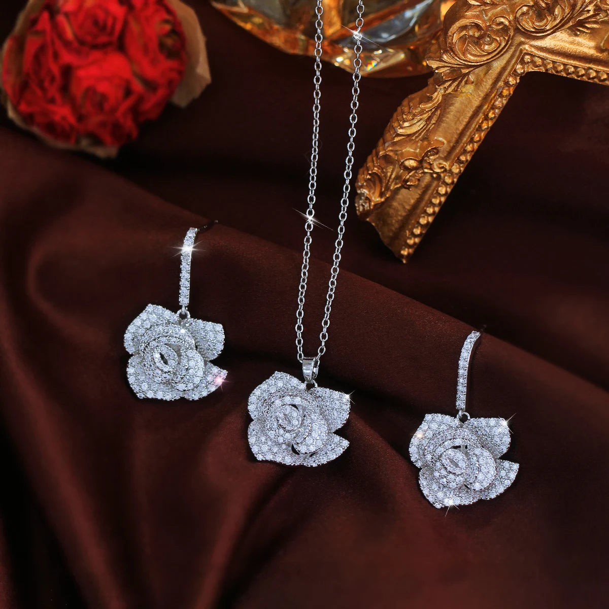 Fleurette Rose-Gold Flower Pendant Set