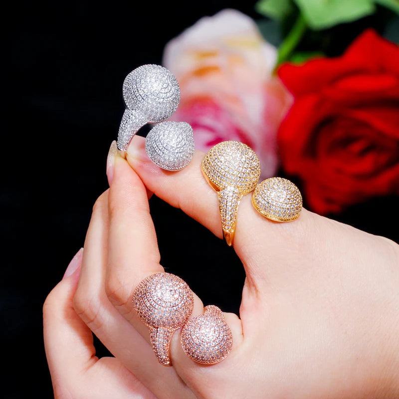 Golden Pavé Sphere Ring
