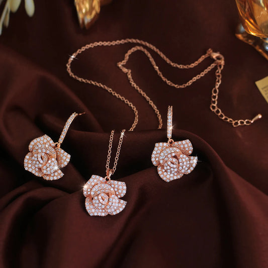 Fleurette Rose-Gold Flower Pendant Set