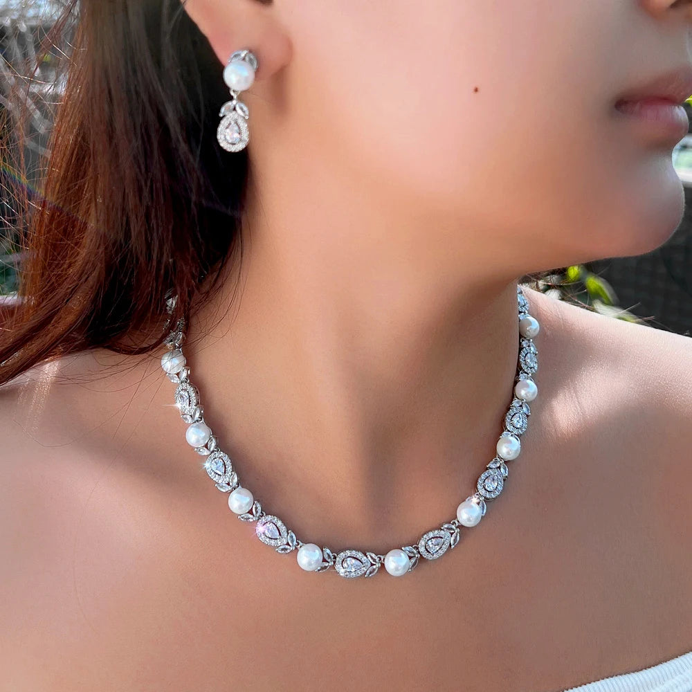 Liane Leaf Necklace & Earrings Set