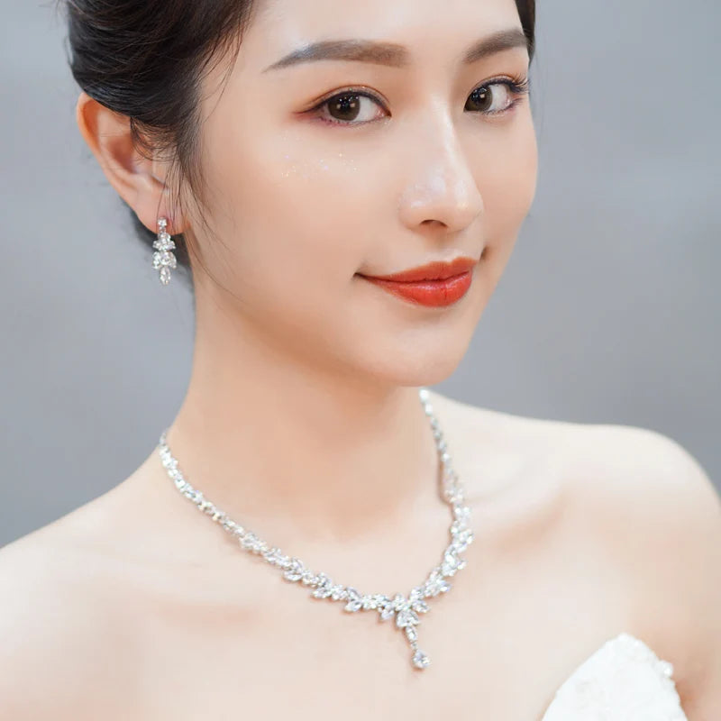 Verena Leaf Crystal Jewelry Set