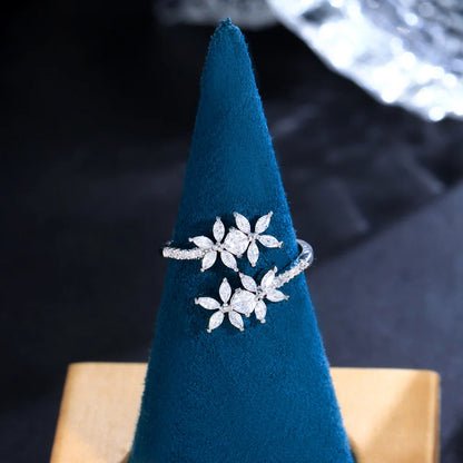 Lumière Flower Crystal Ring