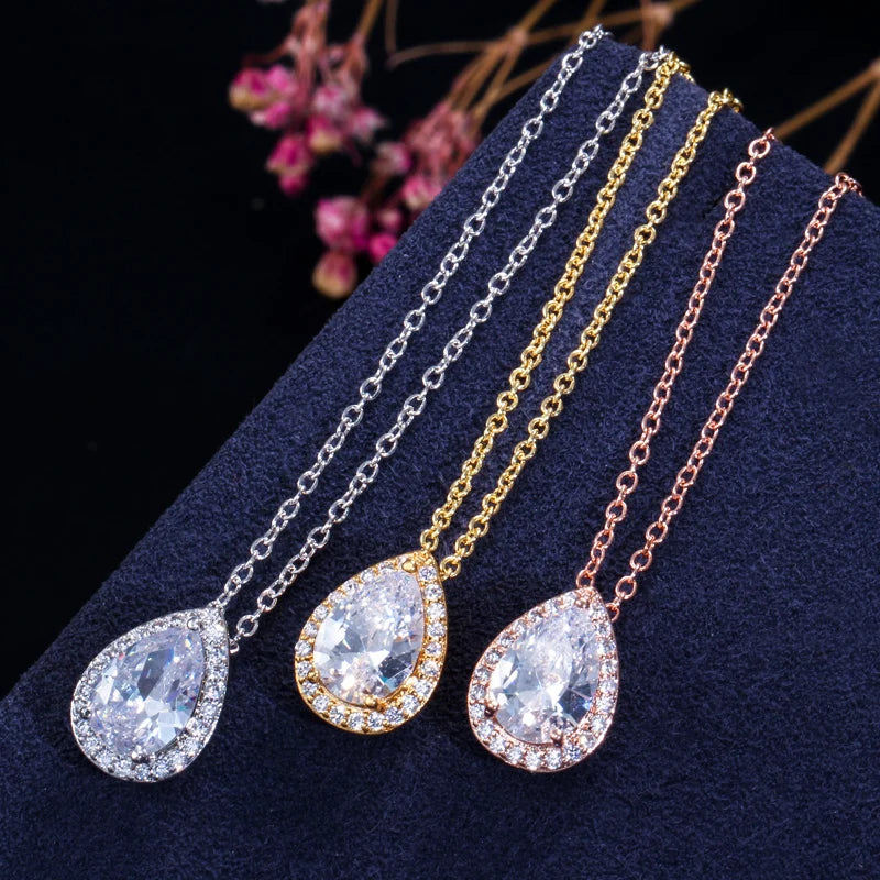 Cléone Teardrop Crystal Necklace & Earrings Set