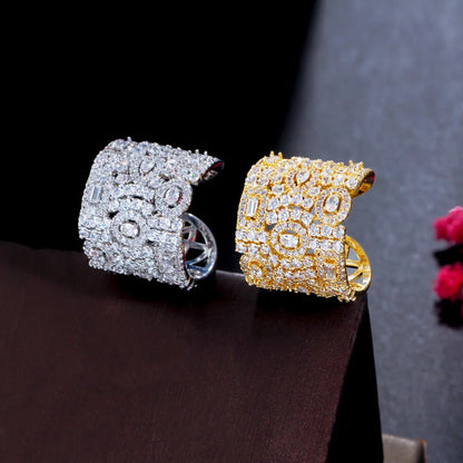 Spark White Gold Crystal Ring