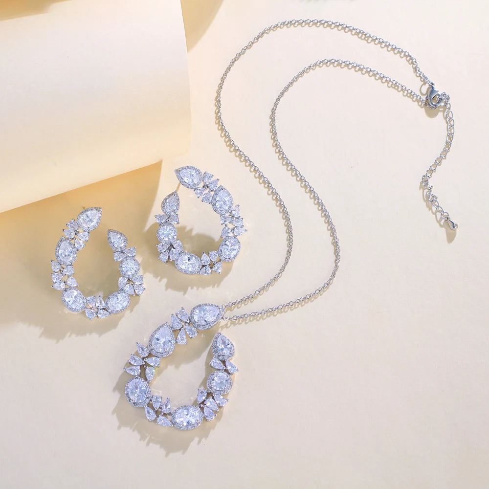 Veridia Leaf Crystal Necklace & Earrings Set