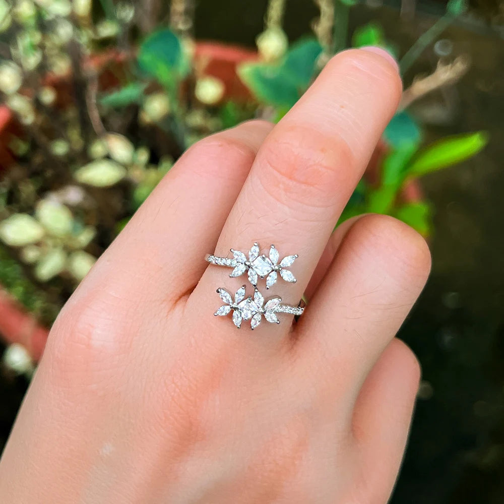 Lumière Flower Crystal Ring