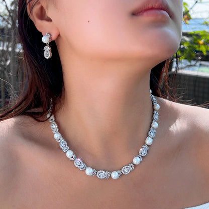 Liane Leaf Necklace & Earrings Set