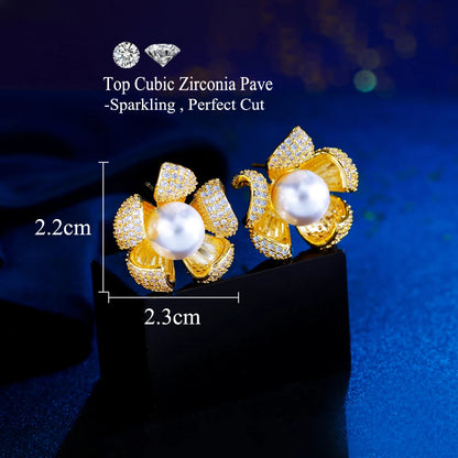 Perla Round Crystal Stud Earrings