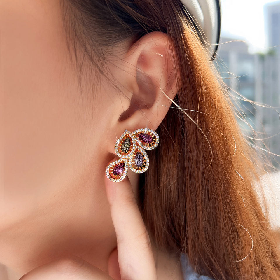 Aurelia Gold Leaf Drop Earrings