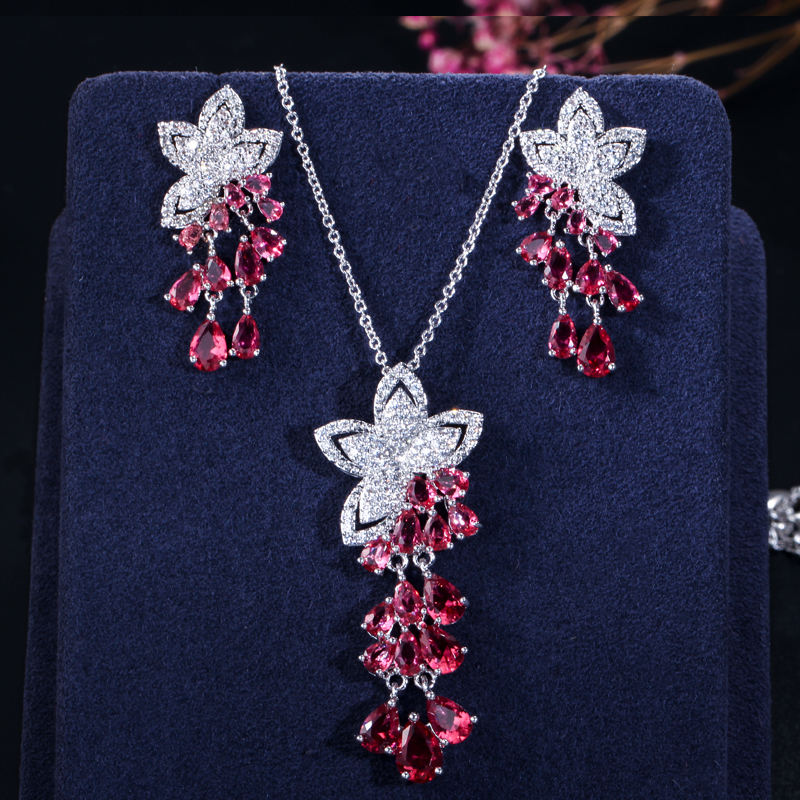 Geometric Flower Tassel Necklace & Earrings Set