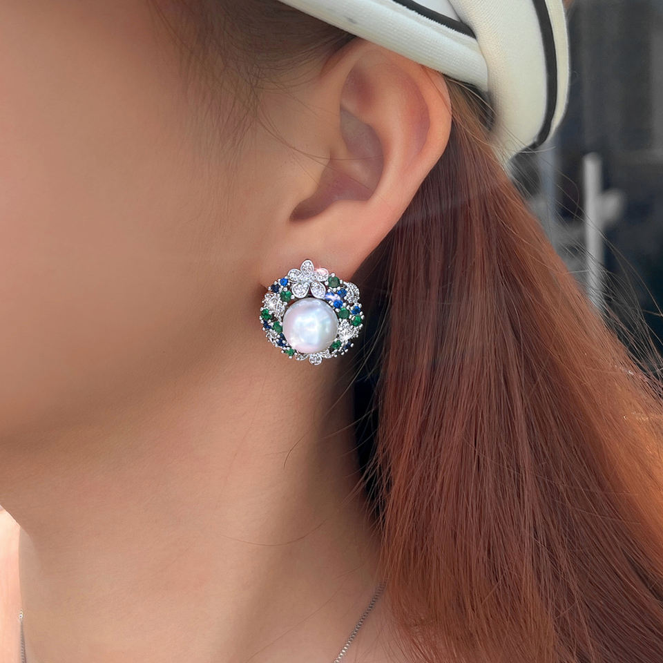 Bleuette Pearl Flower Stud Earrings